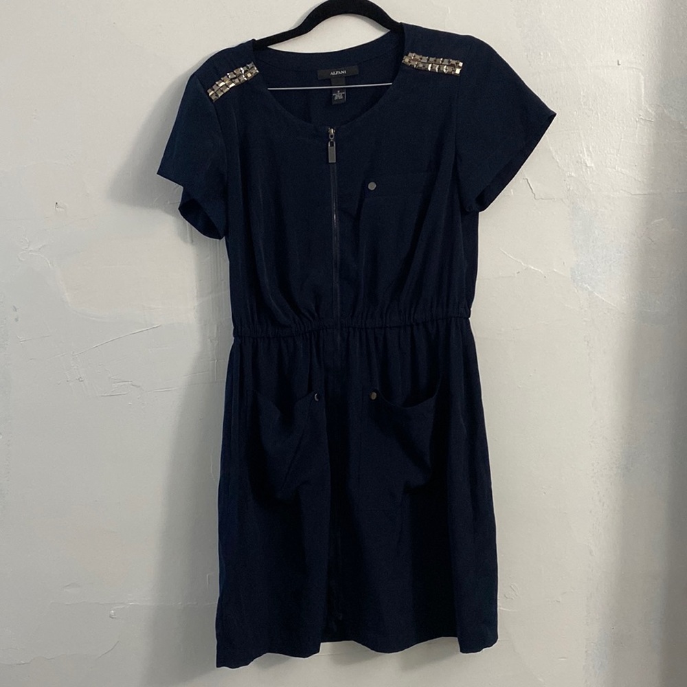 Very casual dress for wear sneakers 👟 or sandals